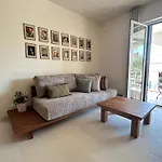 Steps To Beach 3 Bedrooms 2 Bathrooms 2 Kitchens With A Terrace - 2 Parking Spots - Sea View