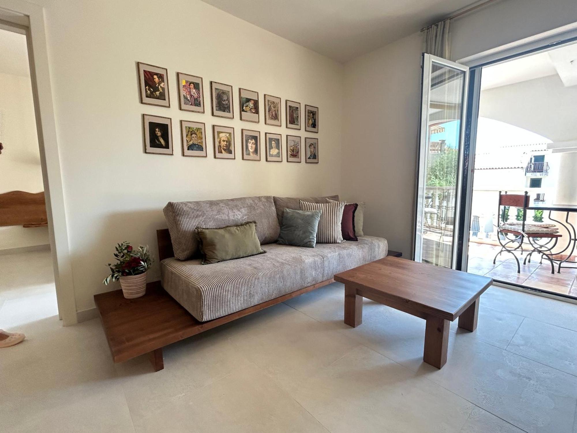 Apartament Steps To 3 Bedrooms 2 Bathrooms 2 Kitchens With A Terrace - 2 Parking Spots - Sea View *